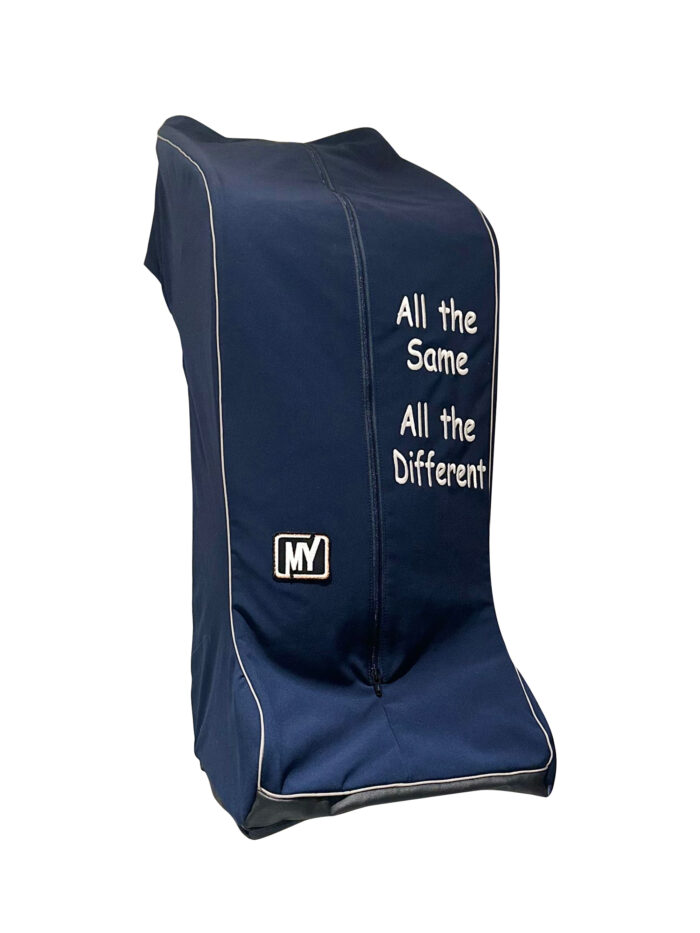 Ulkoilupussi tekstibrodeerauksella